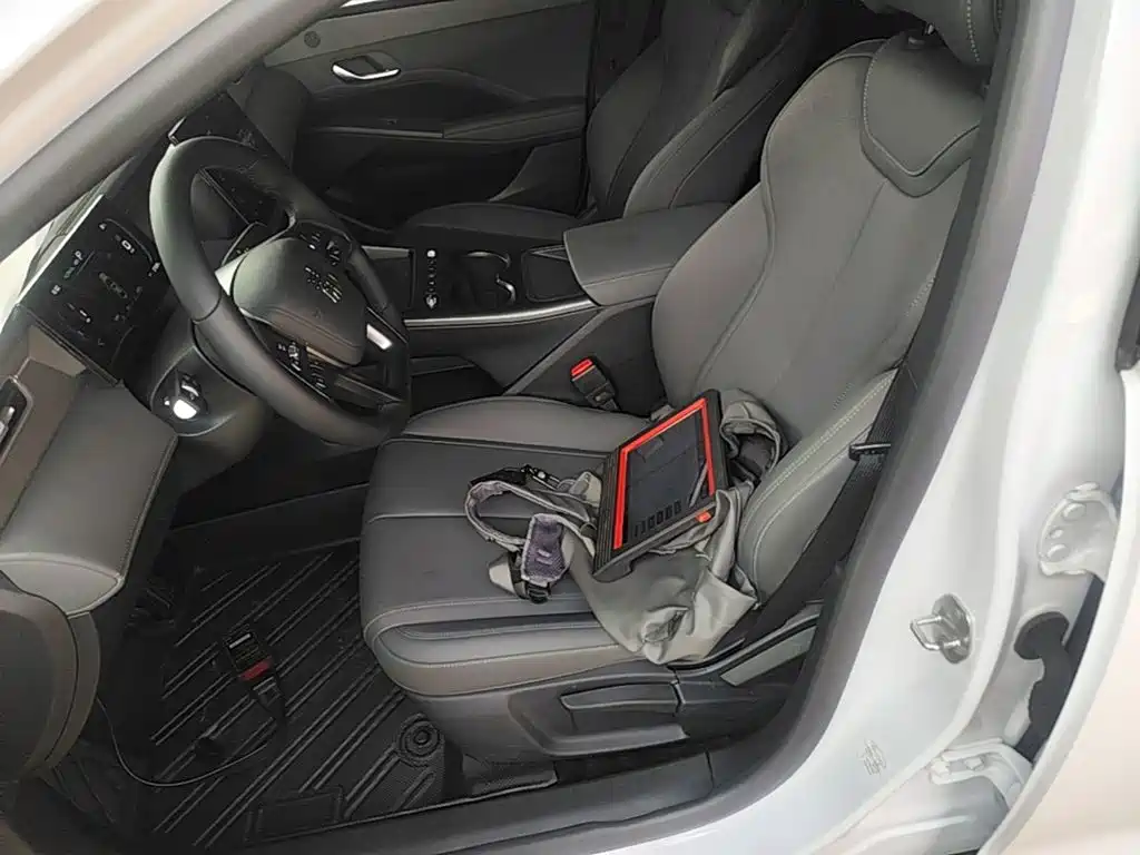 BYD Qin PLUS 2026 2026 DM-i Smart Edition 128KM Progressive
