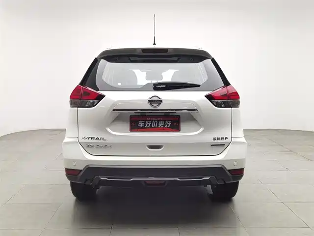 Nissan X-Trail 2019 2.5L CVT Smart Connect Luxury Edition 4WD — фото 4