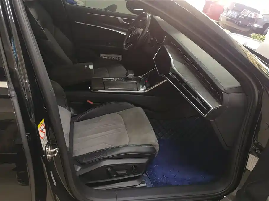 Audi A6L 2022 40 TFSI Luxury Dynamic фото 8