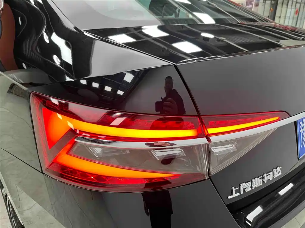 Škoda Superb 2024 TSI280 DSG Premium Edition фото 19