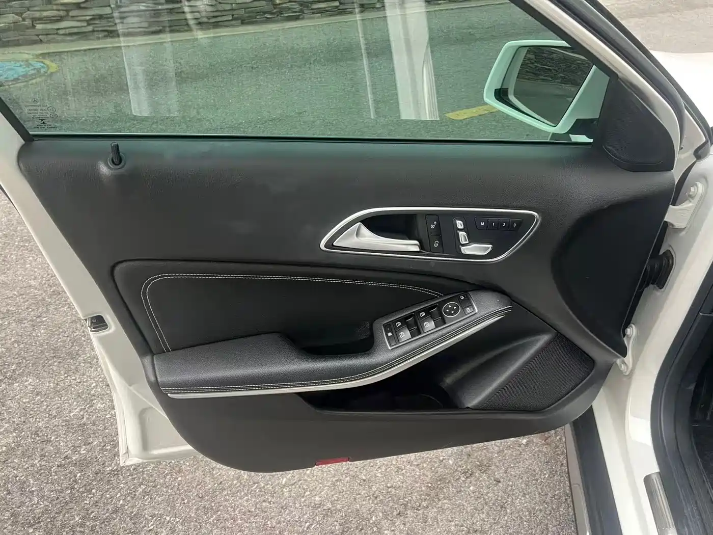 Mercedes-Benz GLA 2018 GLA 200 Dynamic фото 13