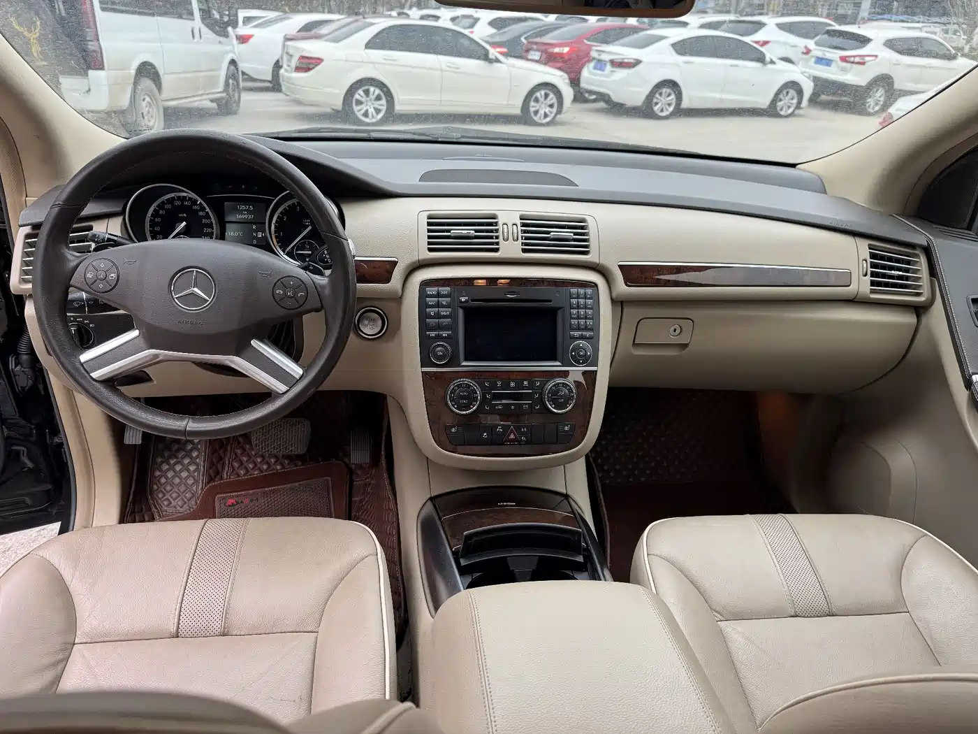 Mercedes-Benz R-Class 2011 R 300 L Business Class фото 9