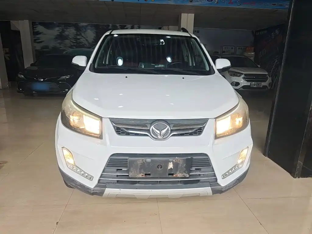 BAIC Huansu S3 2016 2016 1.5L Manual Luxury China V