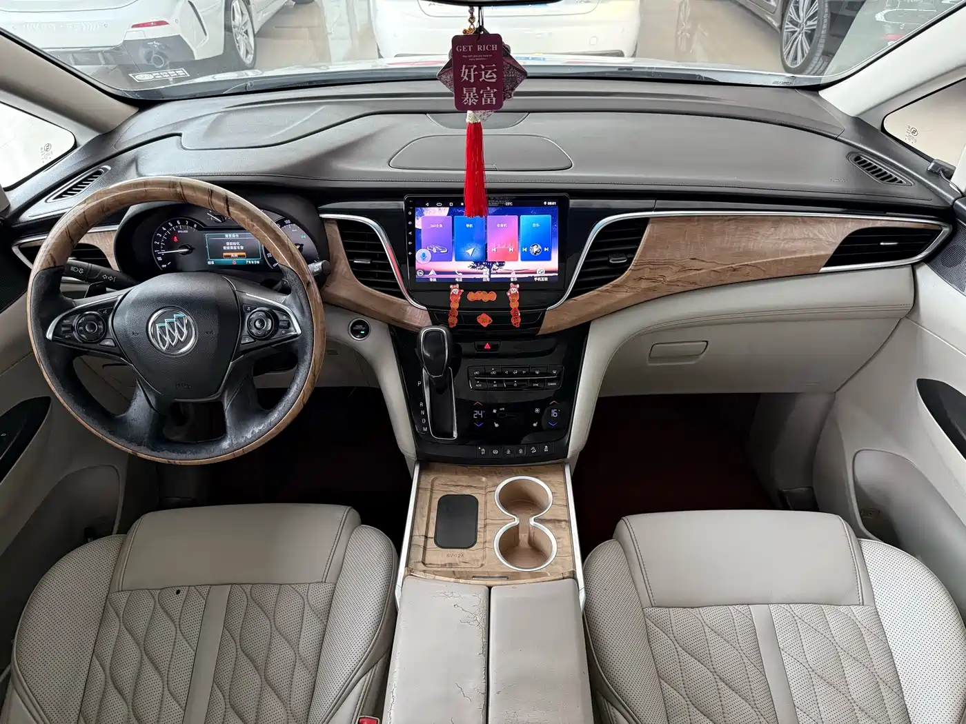 Buick GL8 2018 28T Comfort China VI фото 5