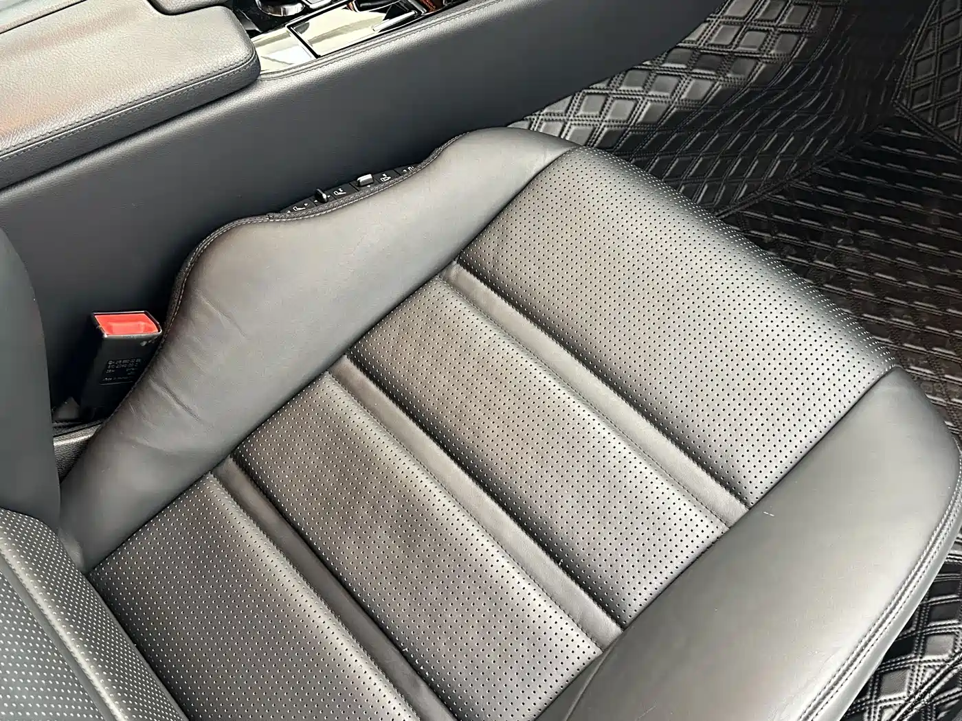 Mercedes-Benz CLS AMG 2017 2015 AMG CLS 63 4MATIC