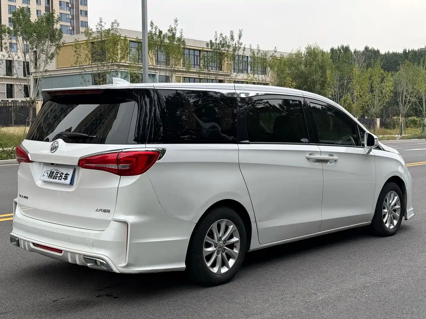 Buick GL8 2018 28T Comfort China VI фото 8