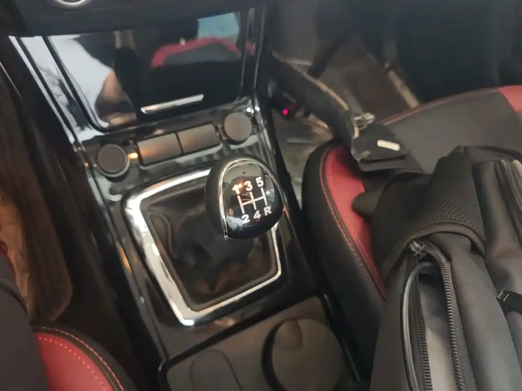 BAIC Huansu S3 2016 2016 1.5L Manual Luxury China V