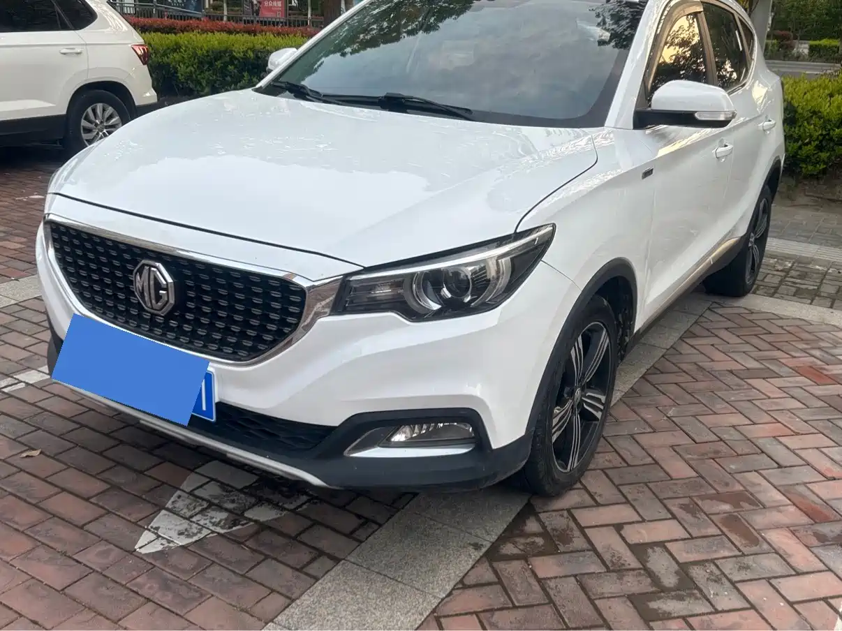 Фото 1 - MG ZS