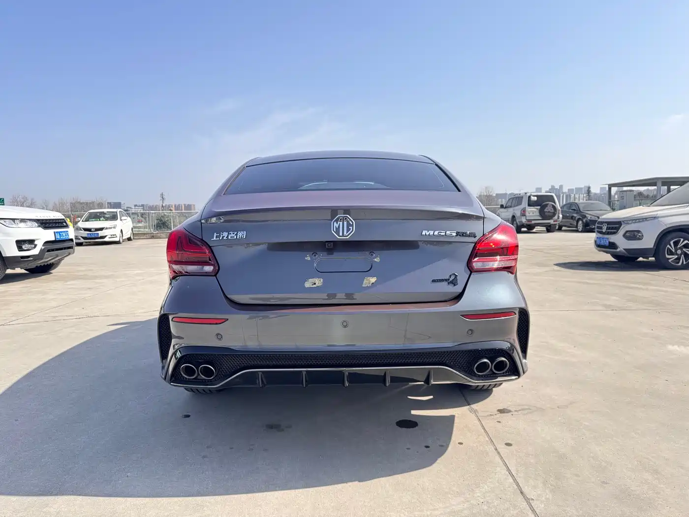 MG MG5 SCORPIO
