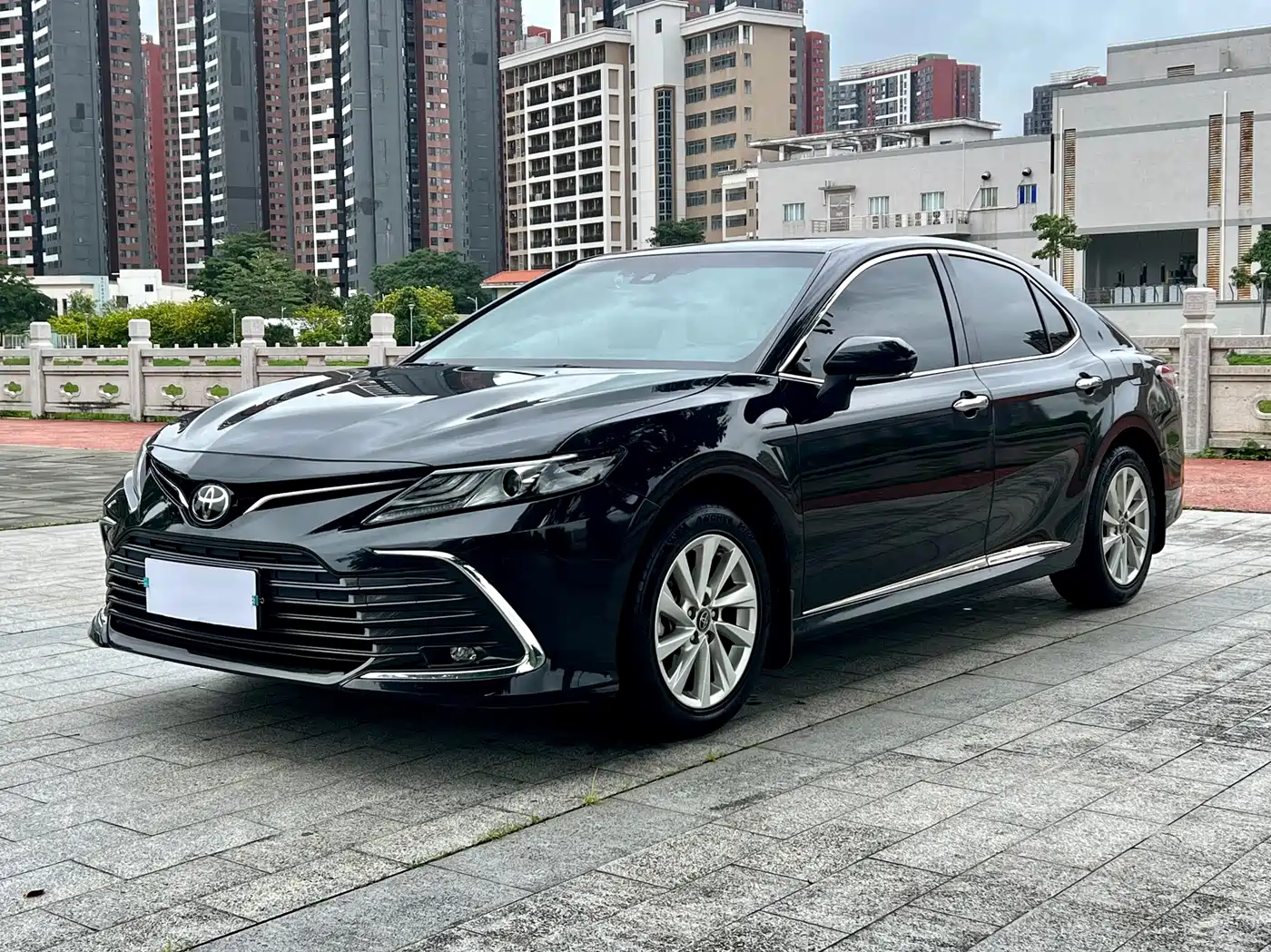 Toyota Camry 2021 2.0G Luxury Edition