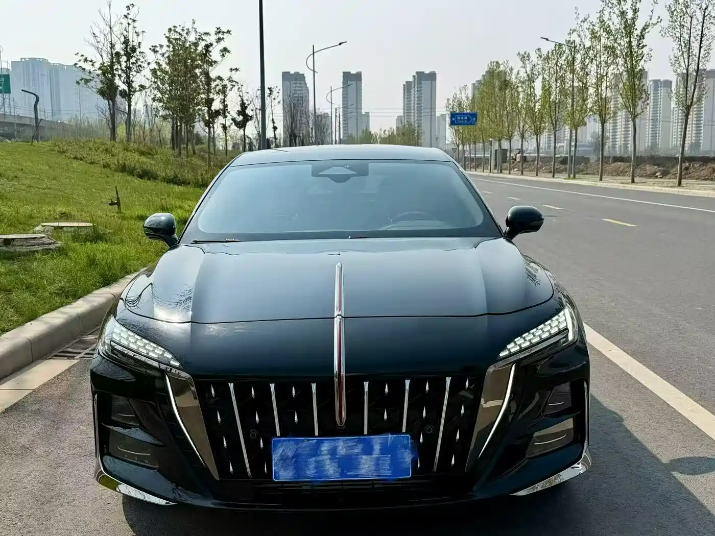 Hongqi H6 2023 2.0T Premium Edition фото 2