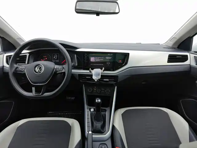 Volkswagen Polo 2021 Plus 1.5L Automatic Colorful Tech Edition — фото 5