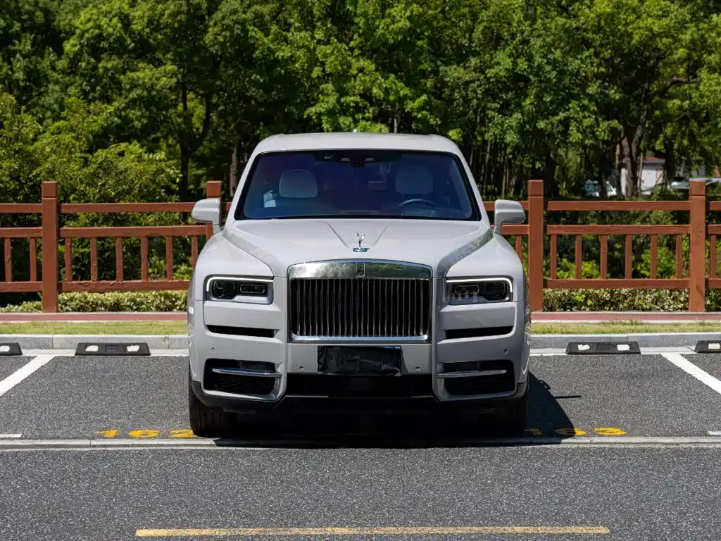 Rolls-Royce Cullinan 2023 2024 5-Seater