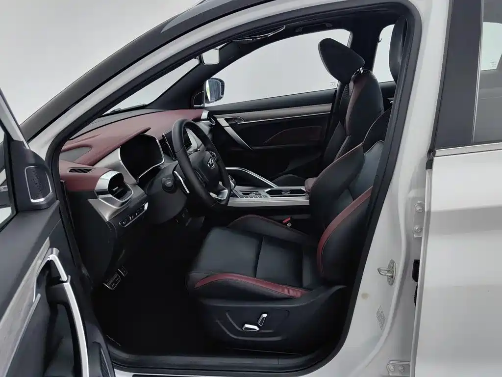 Geely Binyue 2019 2019 Sport 260T DCT Battle China VI