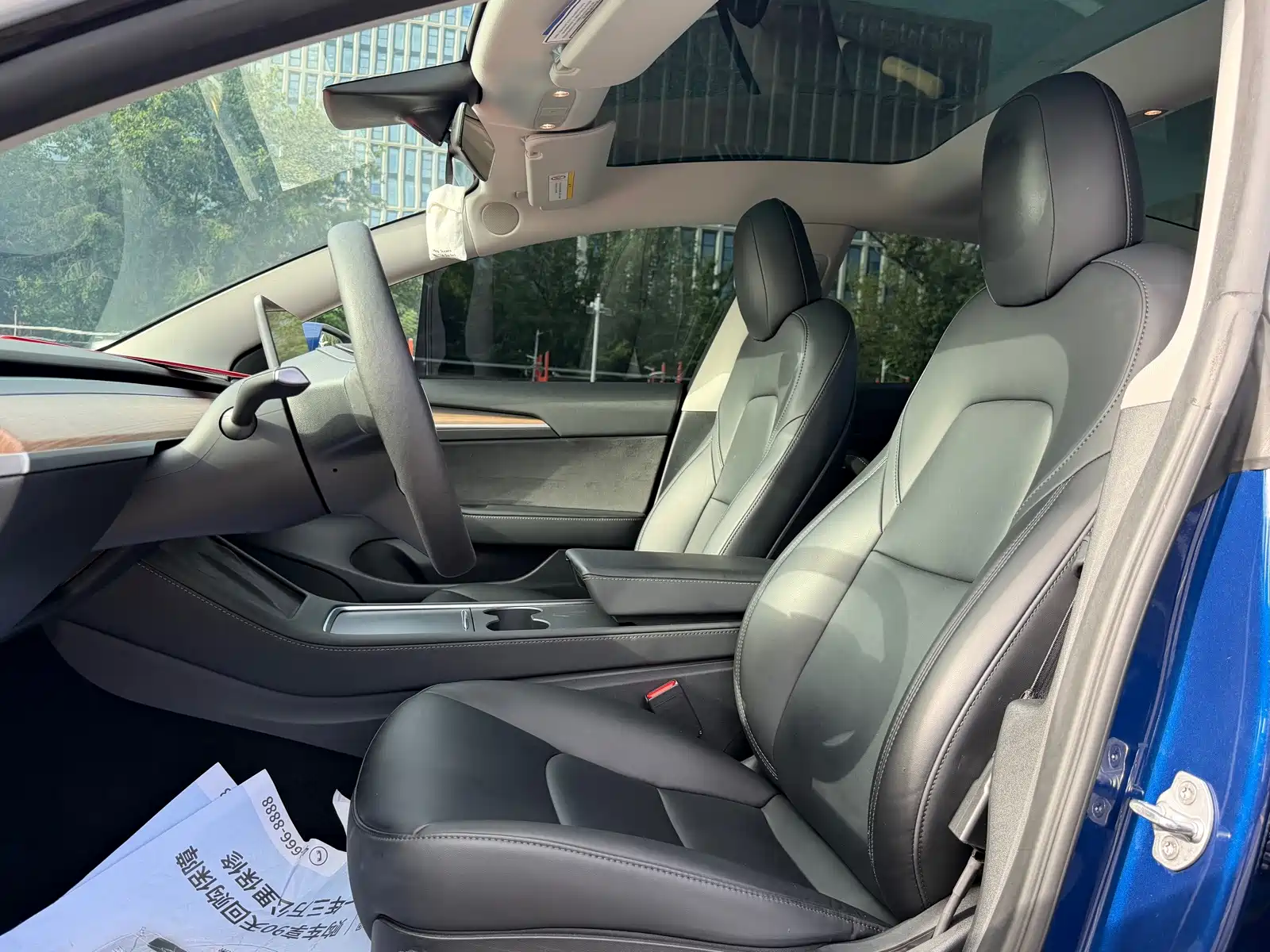 Фото 12 - Tesla Model 3