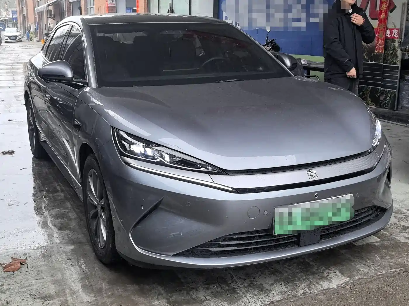BYD QIN L