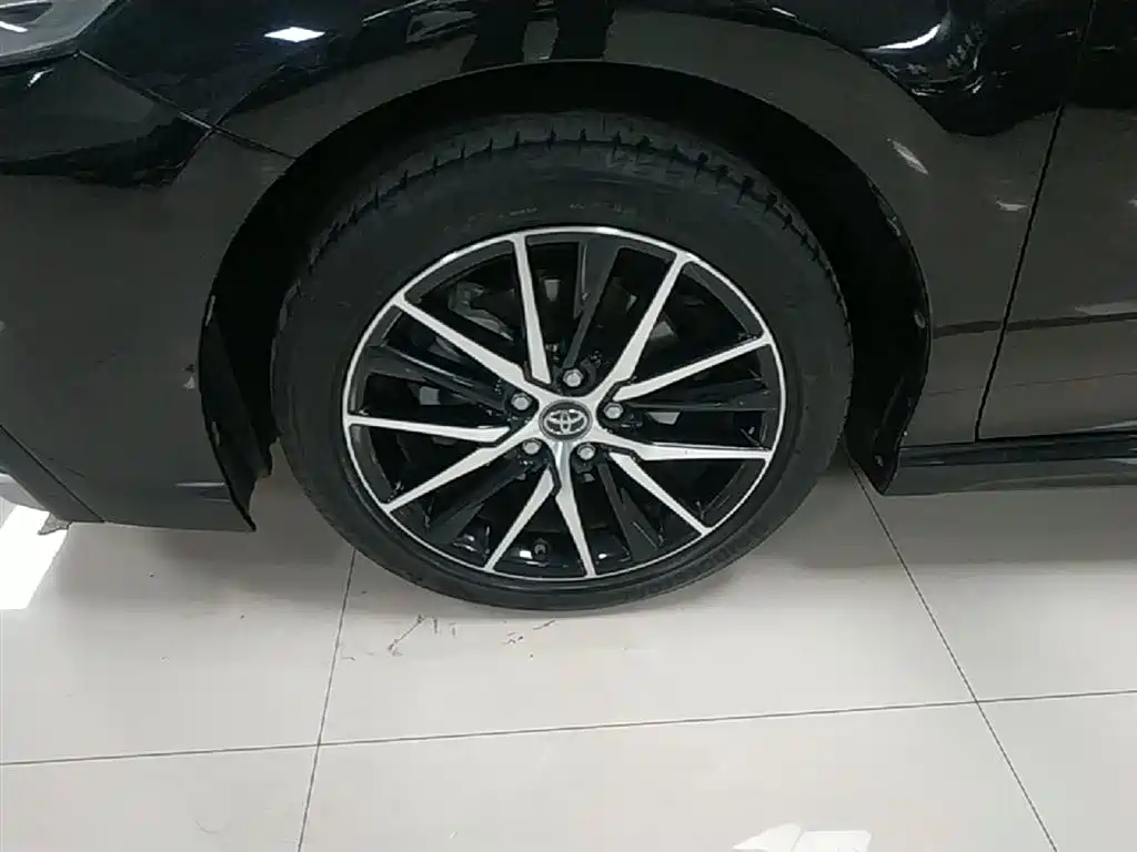 Toyota Camry 2023 2.0S Trend Edition фото 23