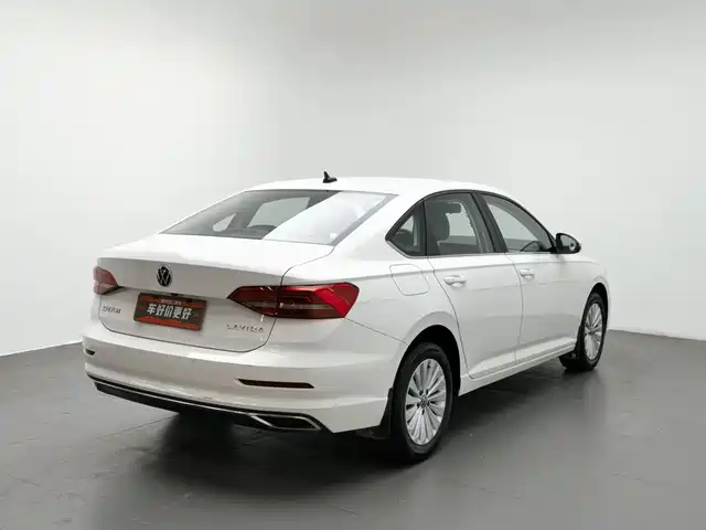 Volkswagen Lavida 2021 1.5L Auto Comfort Edition — фото 2