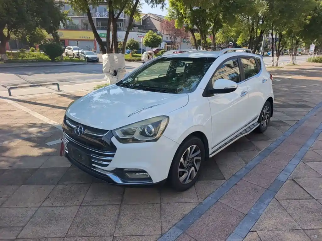 JAC Motors Refine S2 2016 2015 1.5L Manual Luxury
