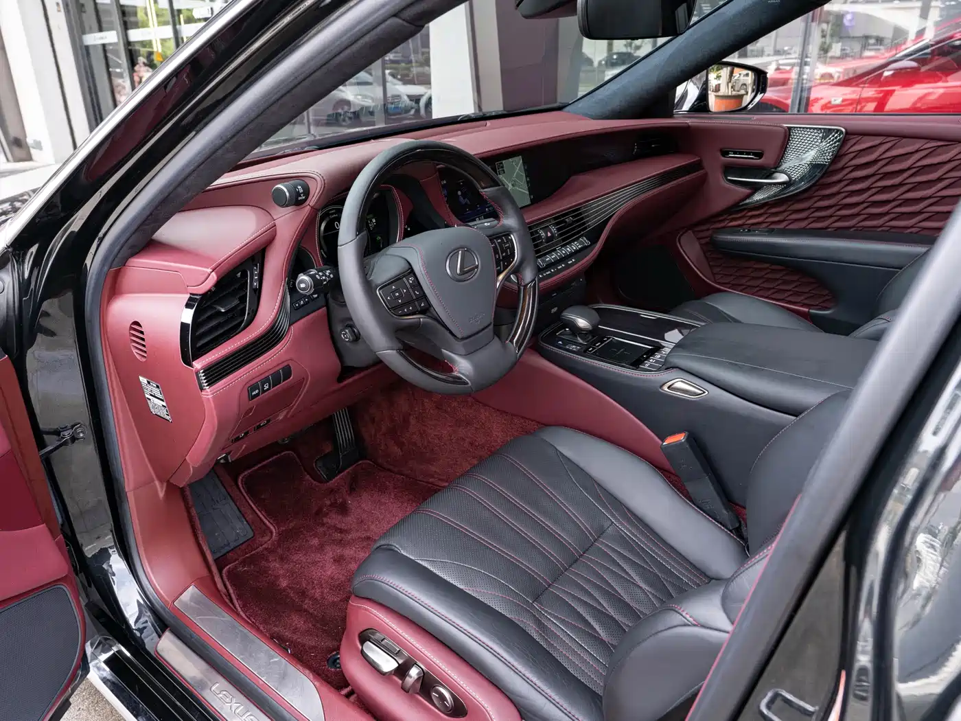 Lexus LS 2018 500h Executive Edition China V фото 9