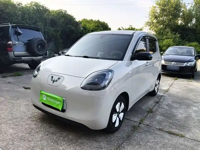 Wuling Hongguang MINI EV Четырёхдверный, Продвинутая, 4-е поколение