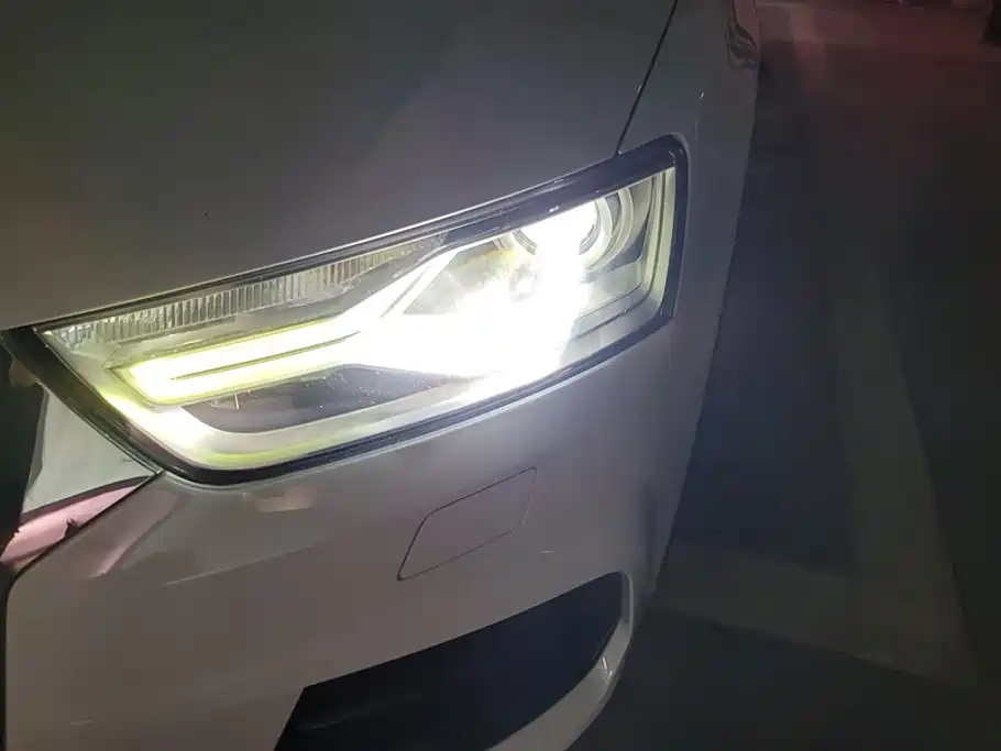 Фото 5 - Audi Q3