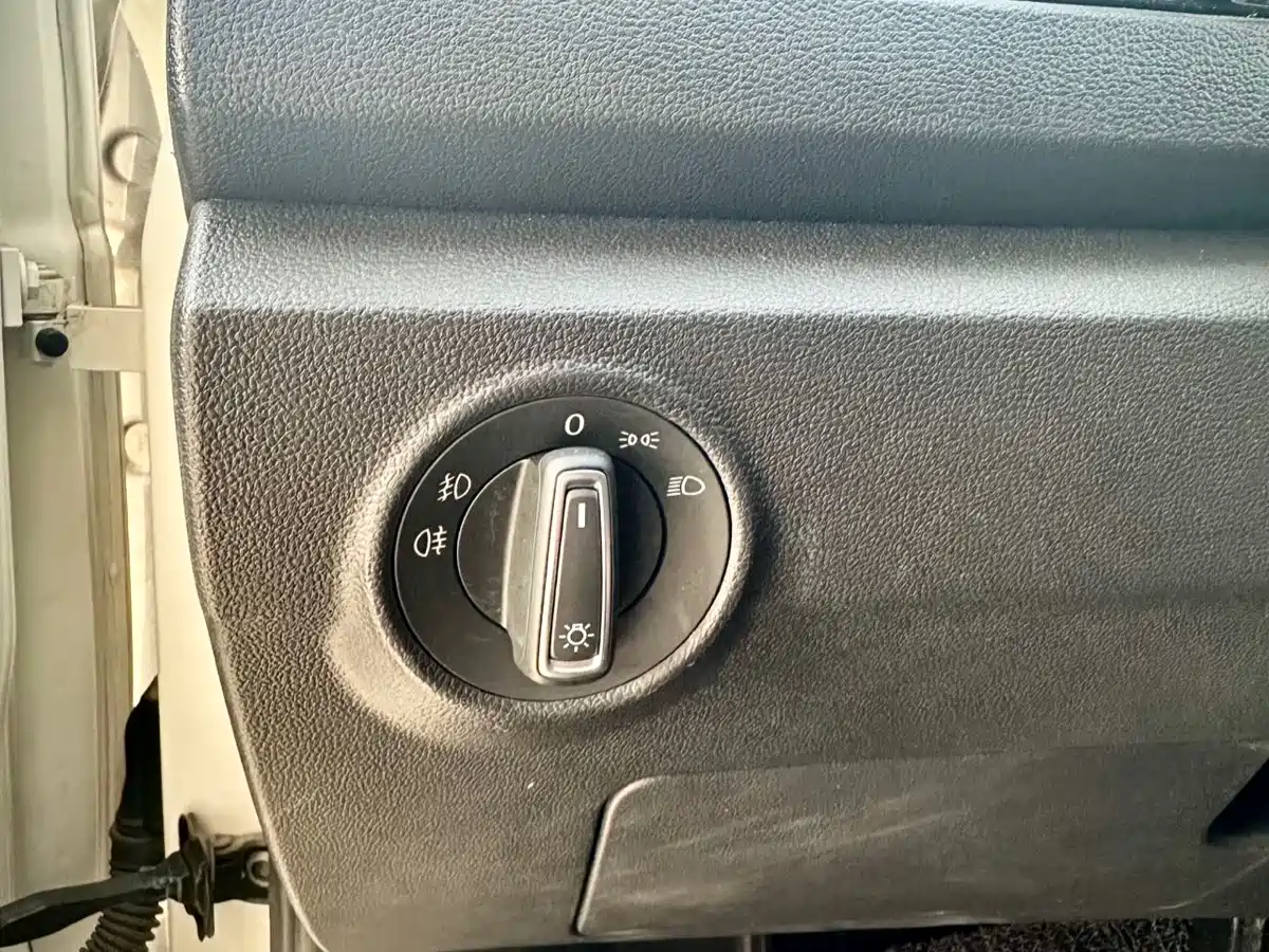 Volkswagen T-ROC 2021 280TSI DSG 2WD Elite Connected фото 21
