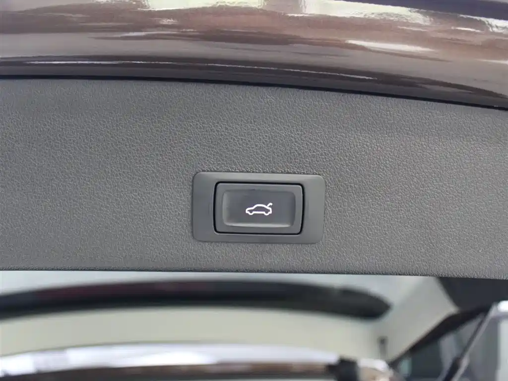 Audi Q5 2016 40 TFSI Technology Model фото 14