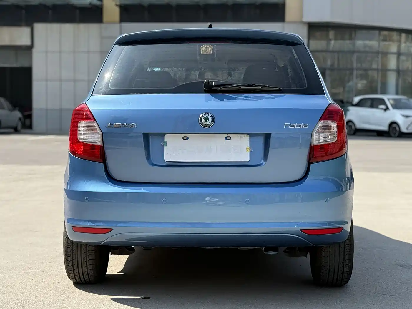 Škoda Fabia 2011 1.4L Automatic Crystal Elegance Edition фото 9