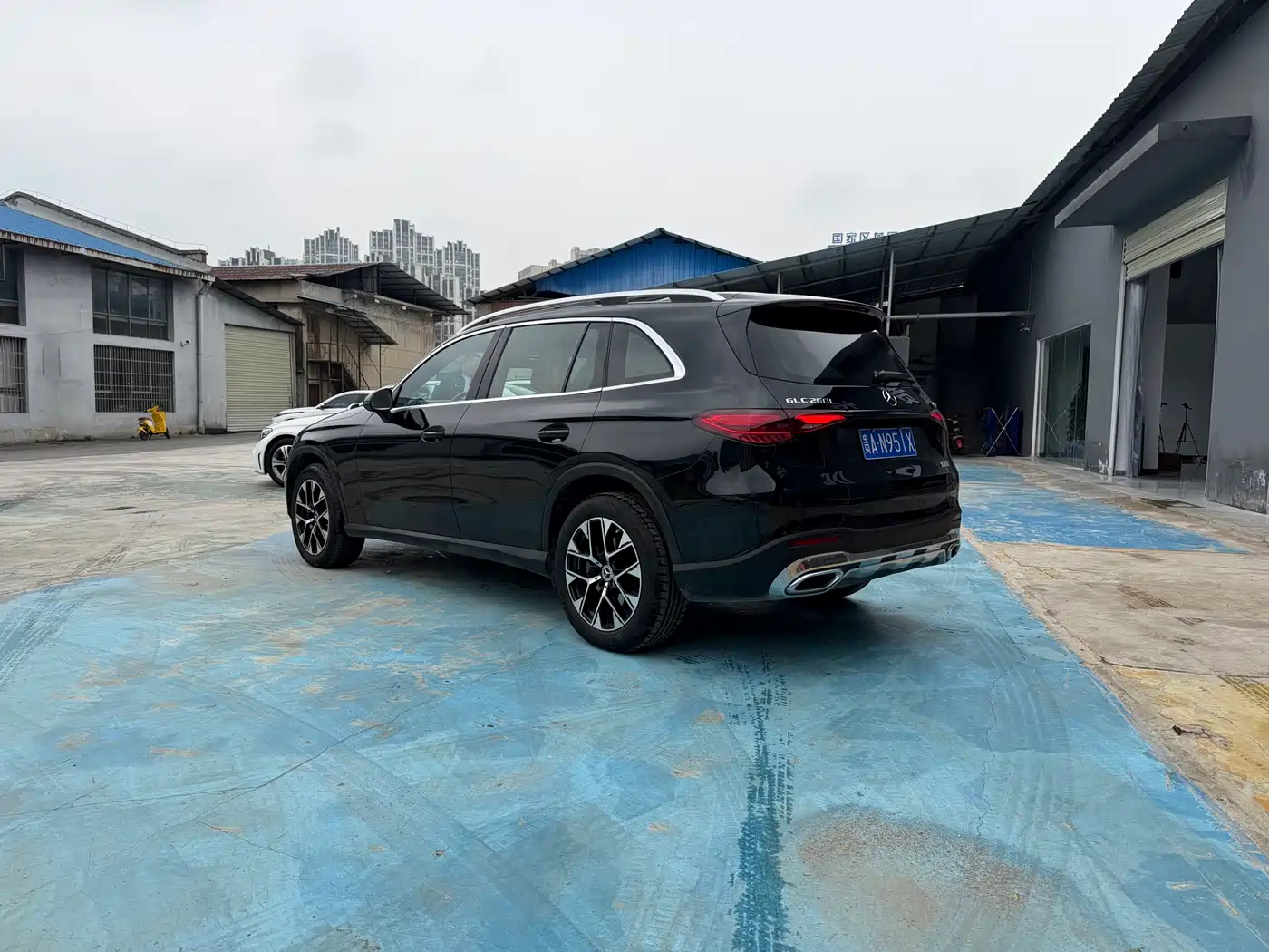 Mercedes-Benz GLC 2023 GLC 260 L 4MATIC Sport 5-seater фото 7