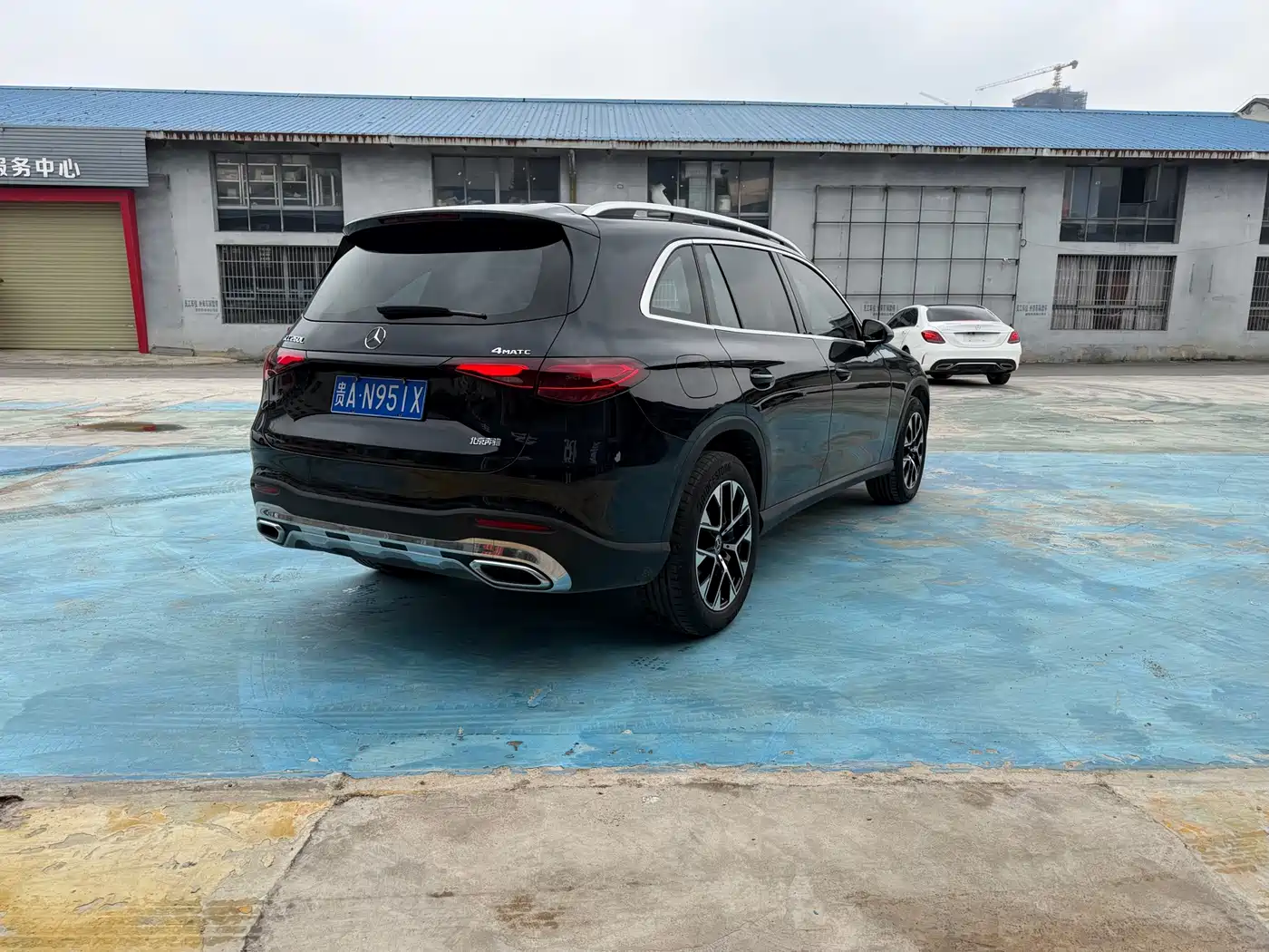 Mercedes-Benz GLC 2023 GLC 260 L 4MATIC Sport 5-seater фото 5