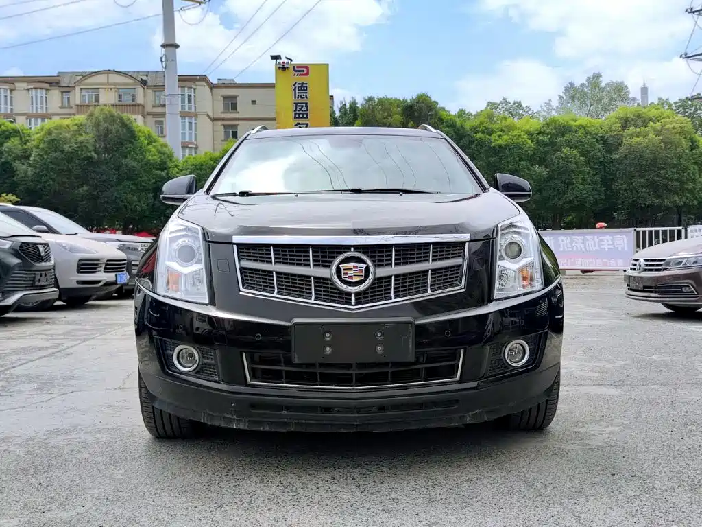 Фото 2 - Cadillac SRX