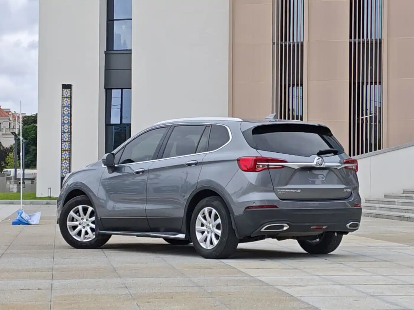 Buick Envision Plus 2020 20T FWD Luxury фото 9
