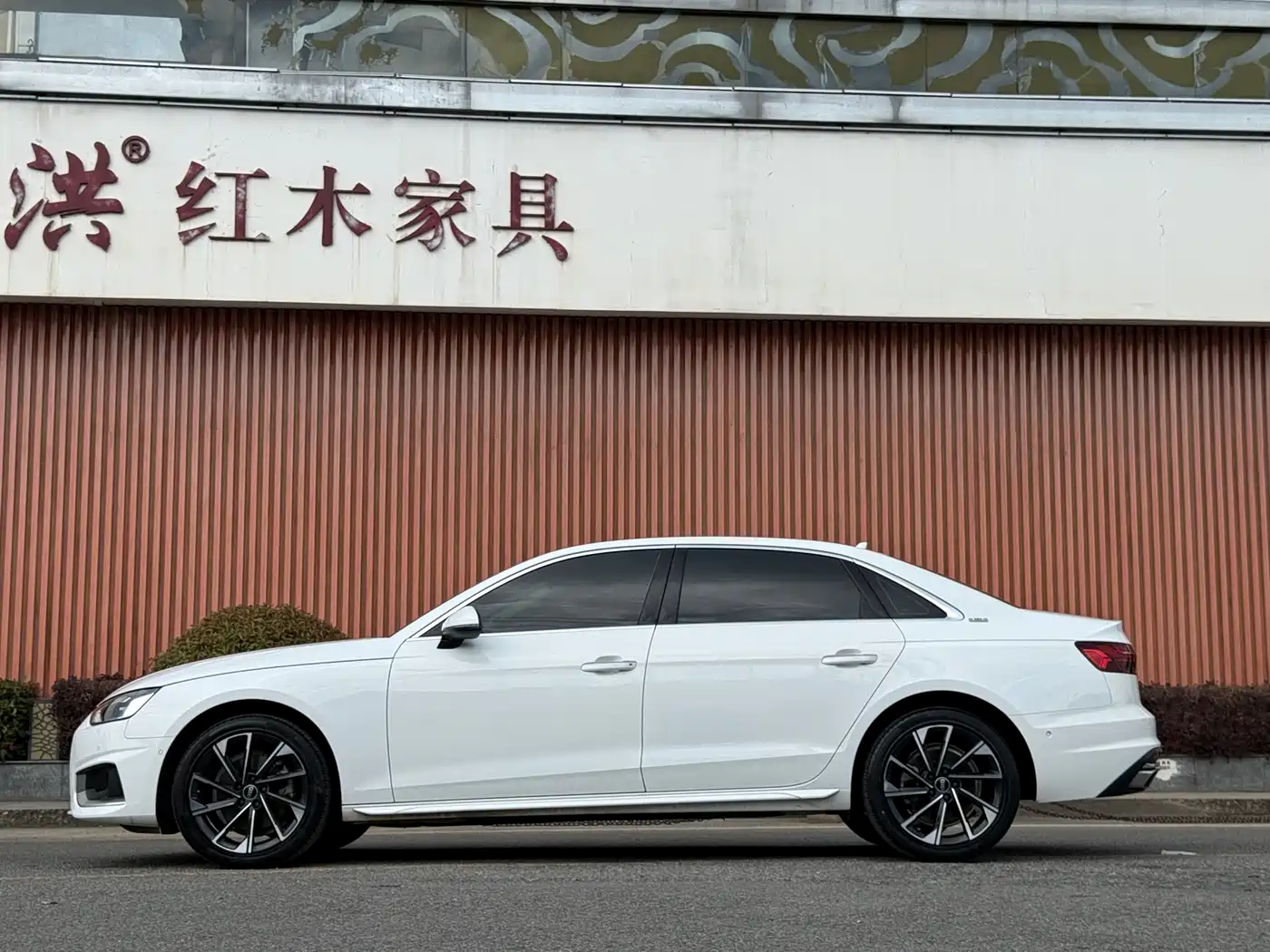 Audi A4L 2022 40 TFSI Luxury Elegance фото 4