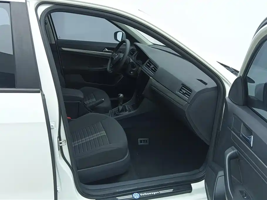 Volkswagen Lavida 2019 Lavida Start 1.5L Manual Trend (China VI) фото 8