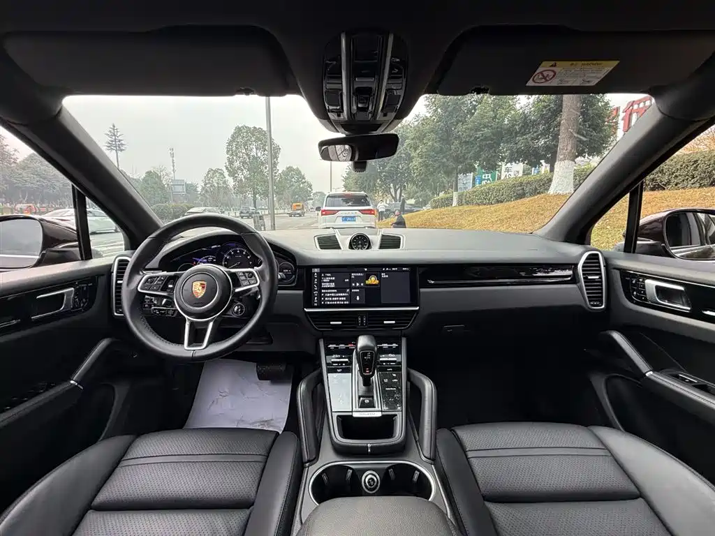 PORSCHE CAYENNE NEW ENERGY