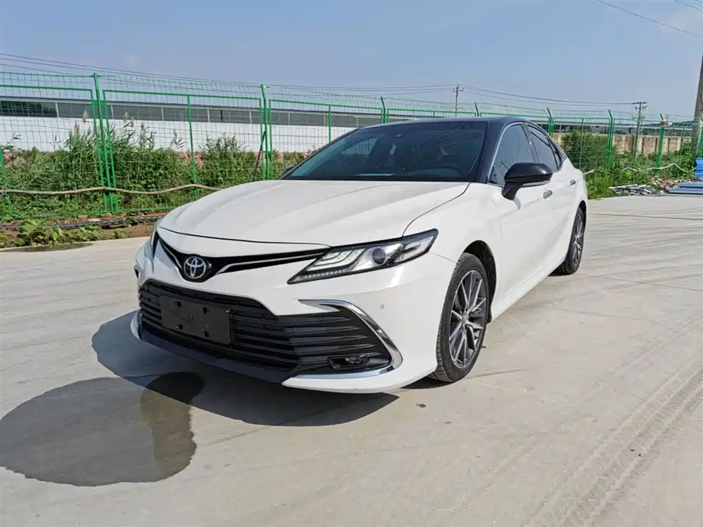 Toyota Camry 2021 2.5G Luxury Edition