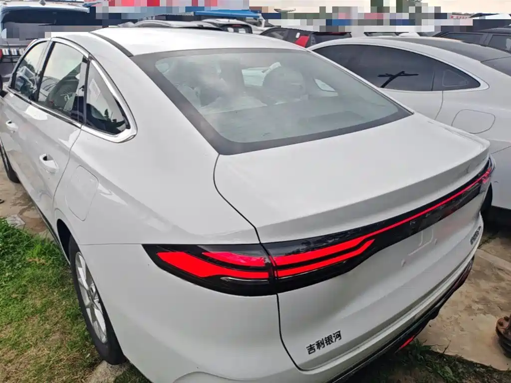 Geely Galaxy Galaxy Stellar 6 2025 125km Long Voyage Edition фото 6