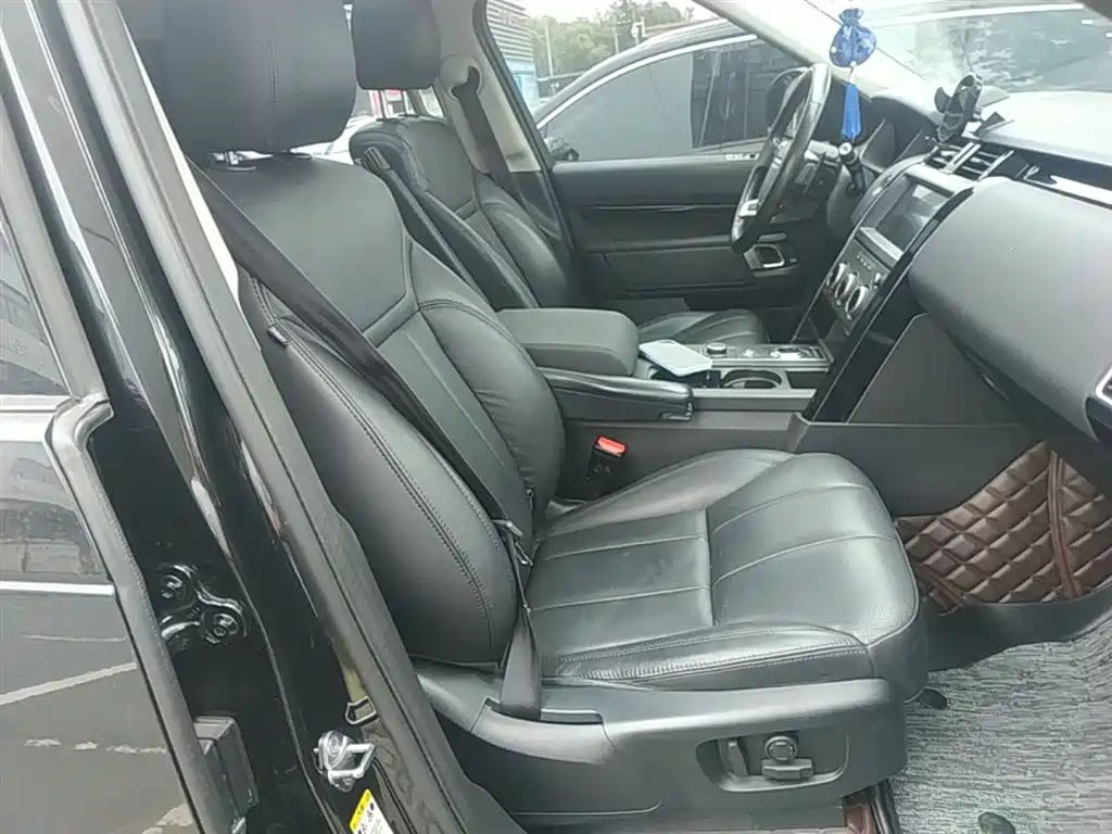 Land Rover Discovery 2020 3.0 SC V6 SE фото 25
