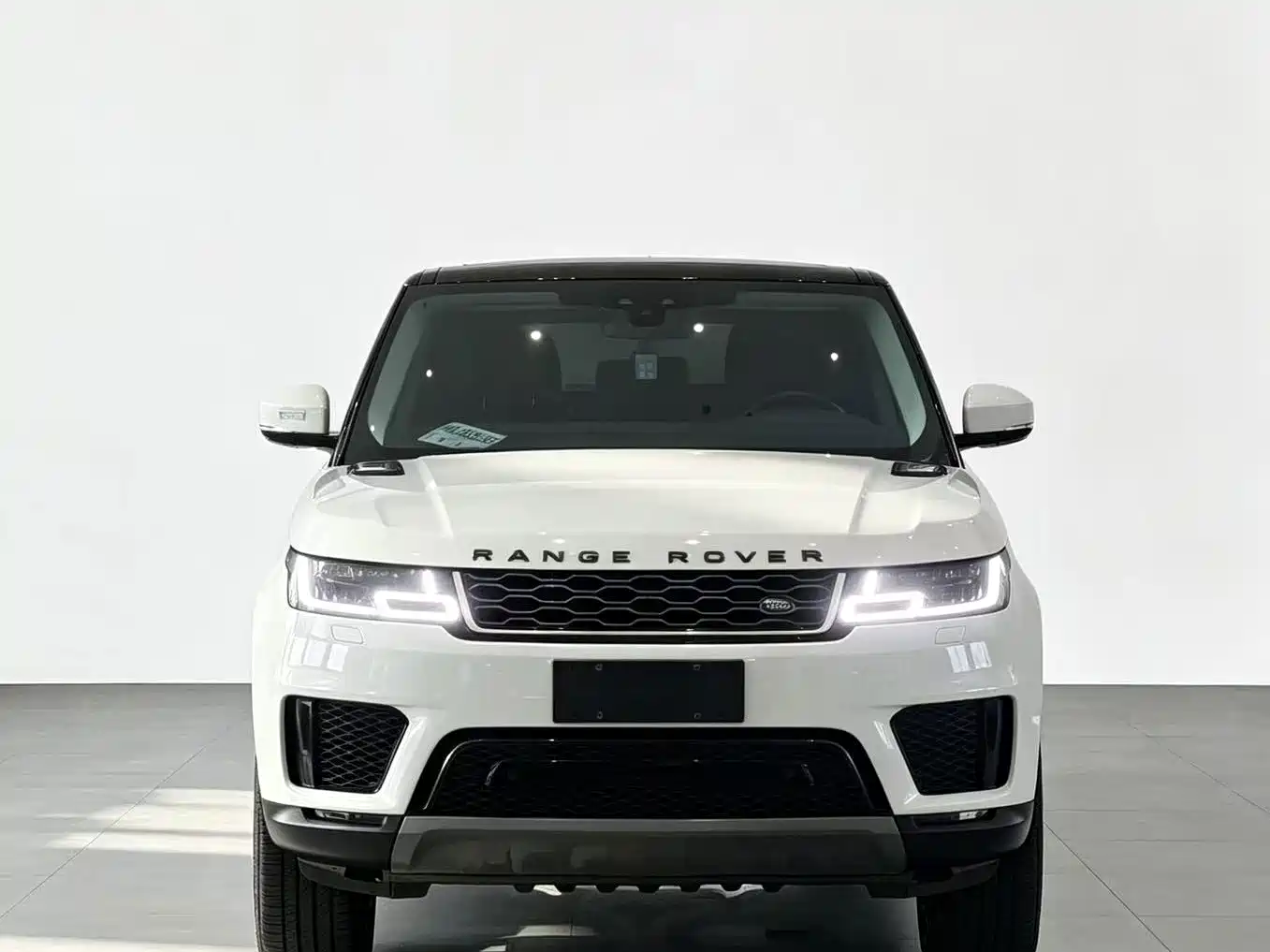 Фото 2 - Land Rover Range Rover Sport
