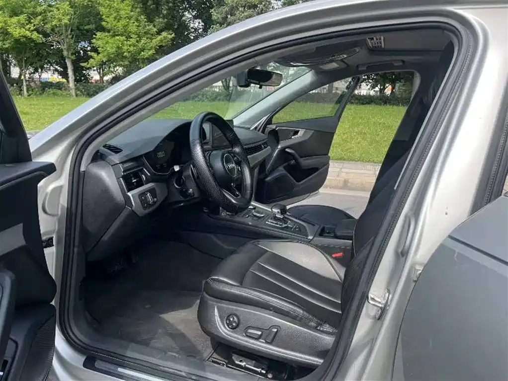 Audi A4L 2017 40 TFSI Progressive фото 6