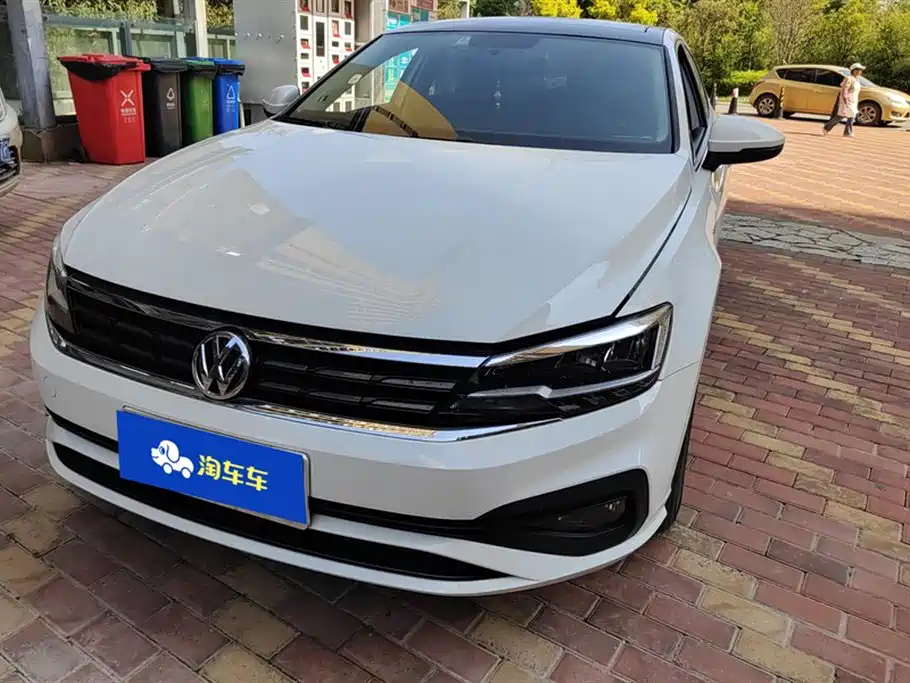 Volkswagen Lamando 2021 230TSI DSG Fashion Edition