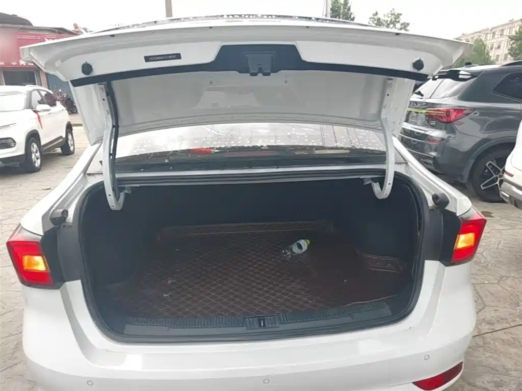 Roewe i5 2019 2019 1.5L Auto 4G Langhao Edition