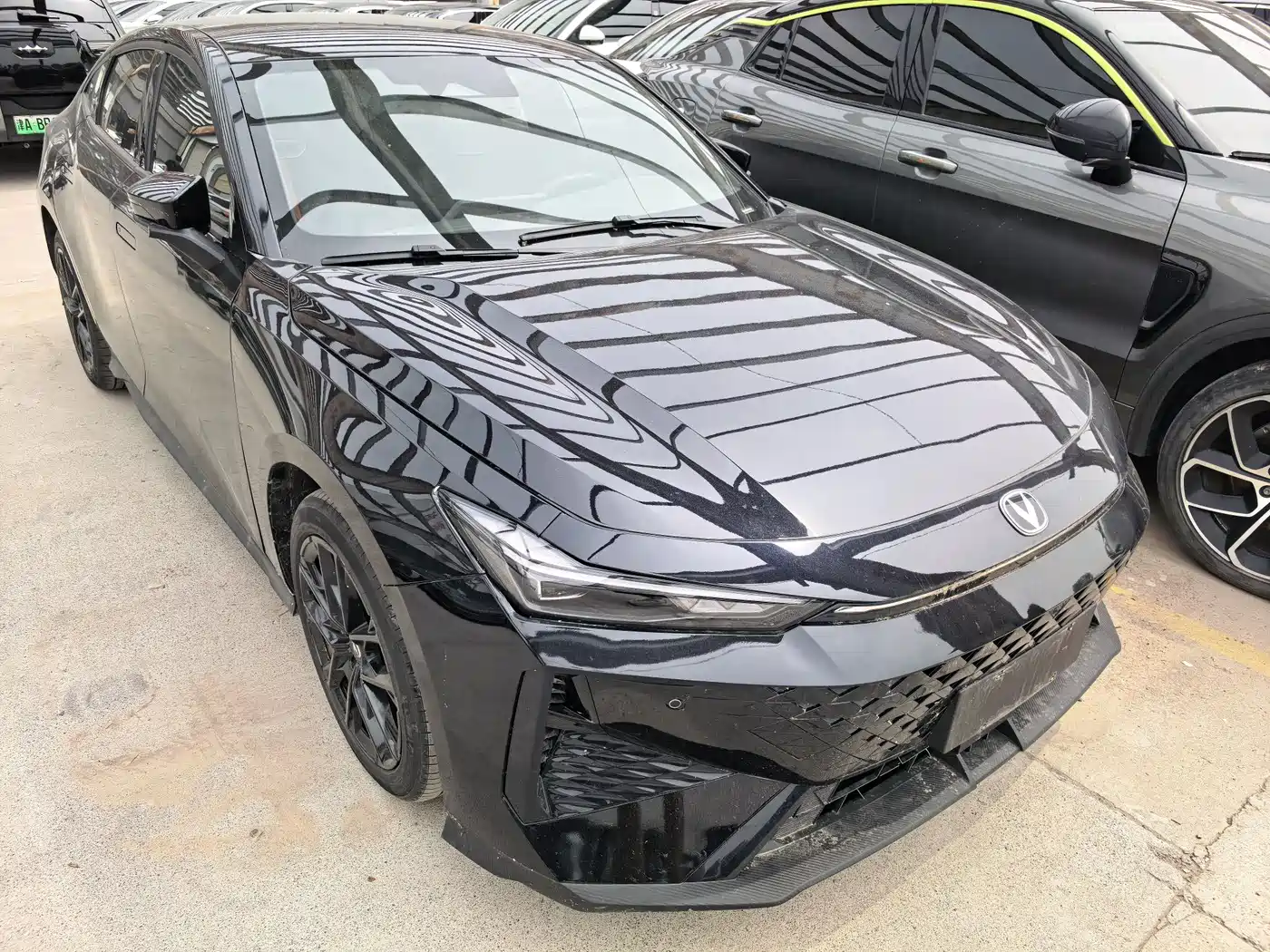 CHANGAN UNI-V