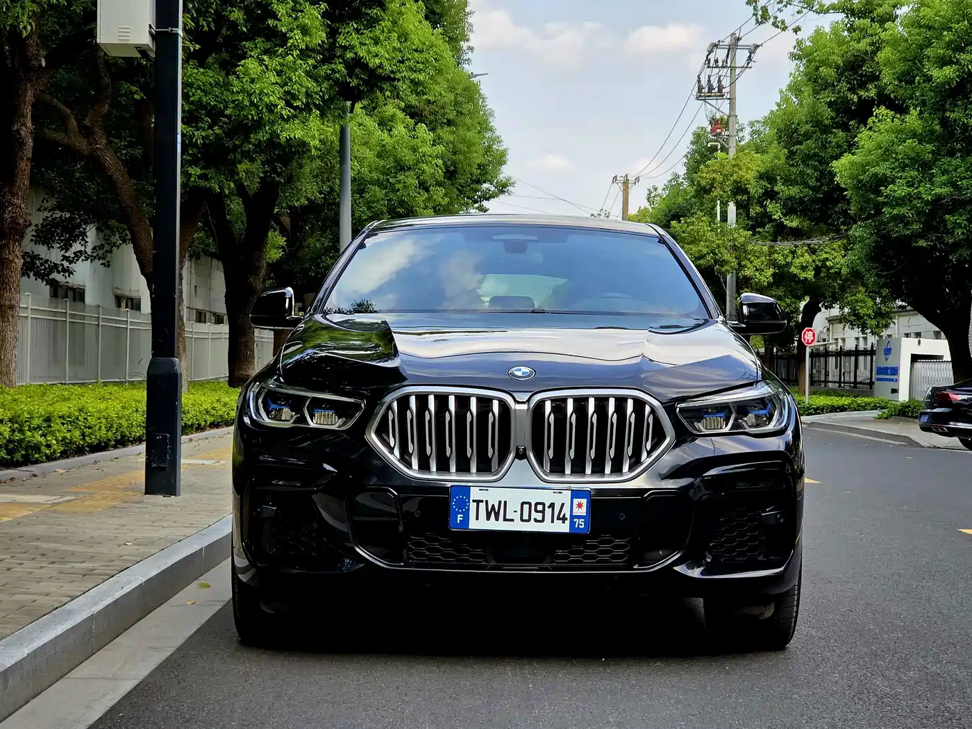 BMW X6 2023 2022 Facelift xDrive40i Exclusive M Sport Package