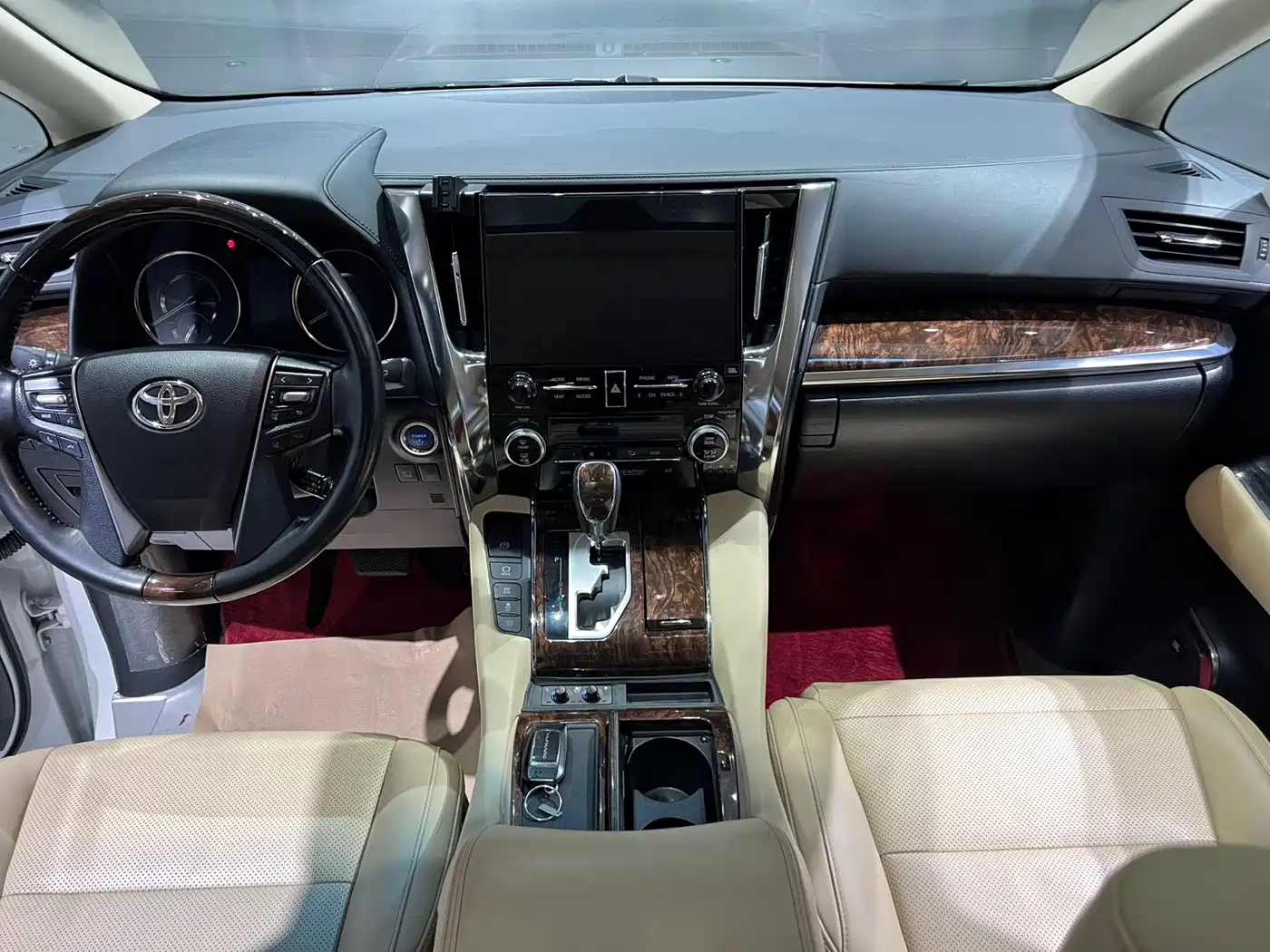 Toyota Alphard 2021 Hybrid 2.5L Luxury фото 8