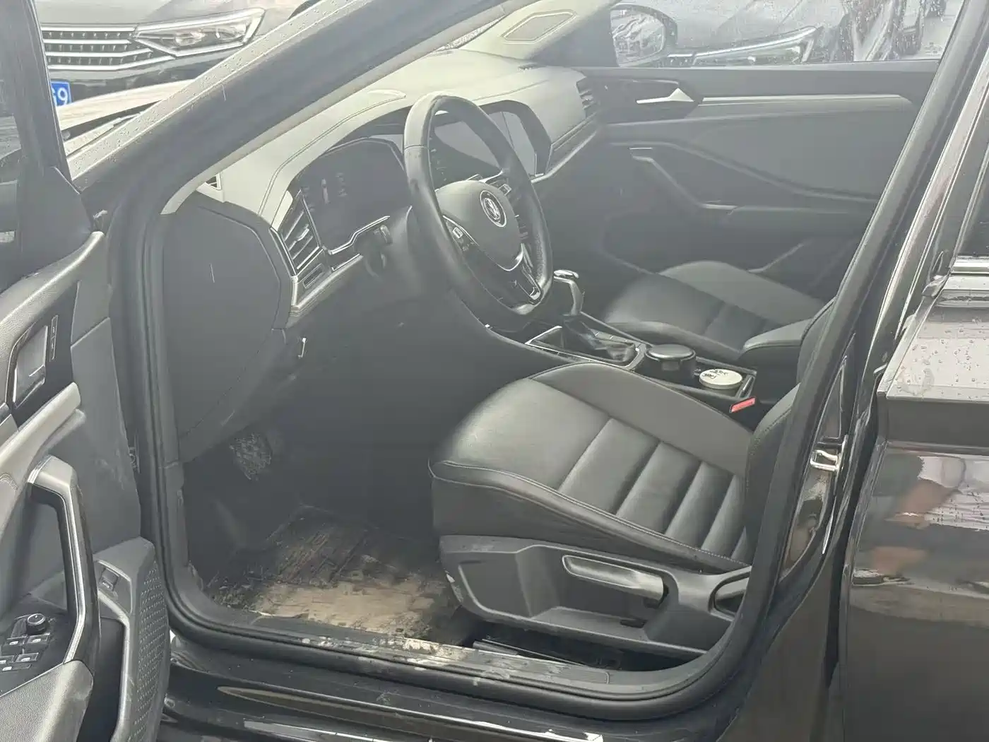 Volkswagen Sagitar 2022 280TSI DSG Surpassing Edition фото 8