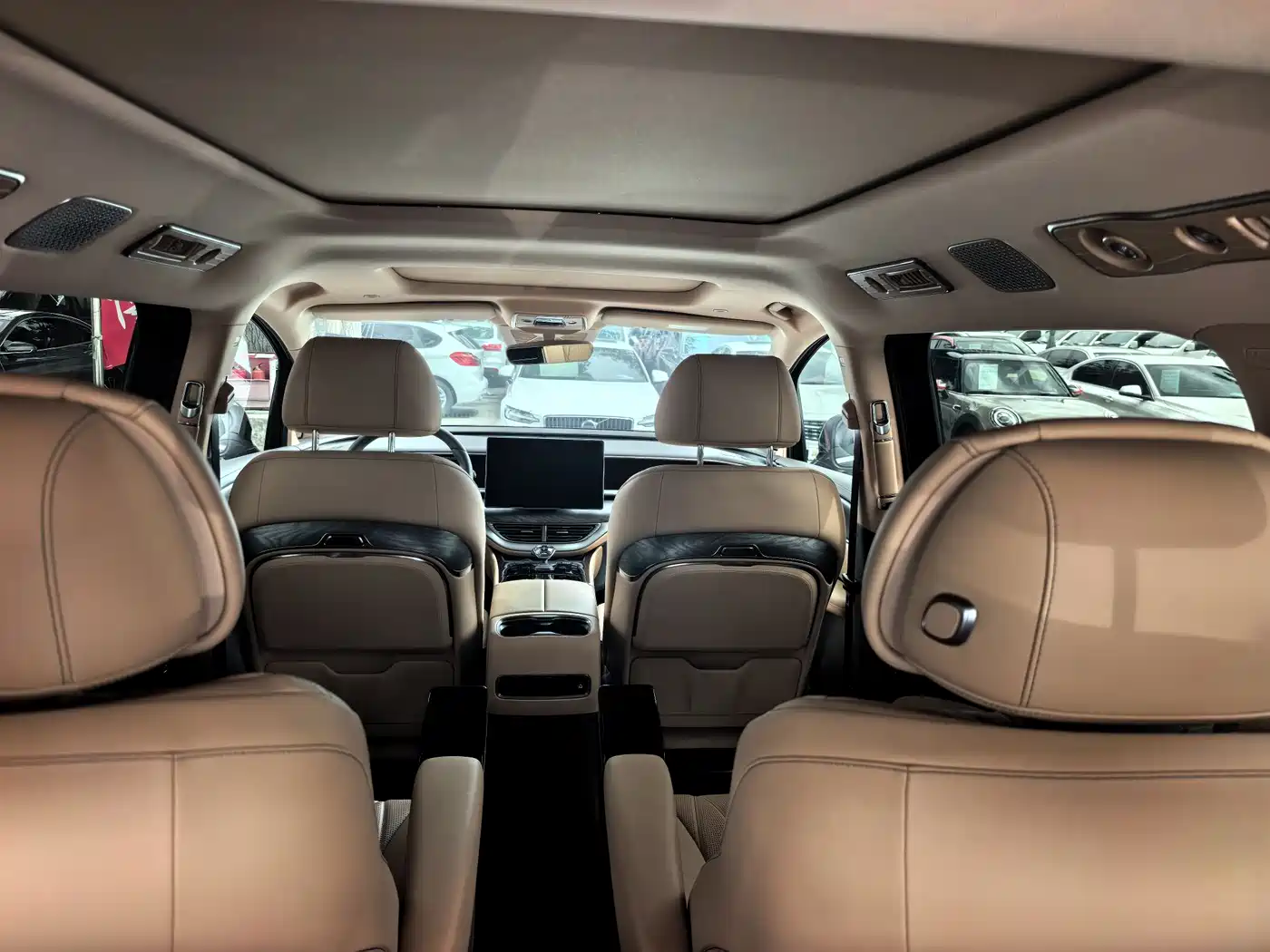 Denza D9 2025 DM-i Smart Drive Edition 1020 AWD Premium фото 22