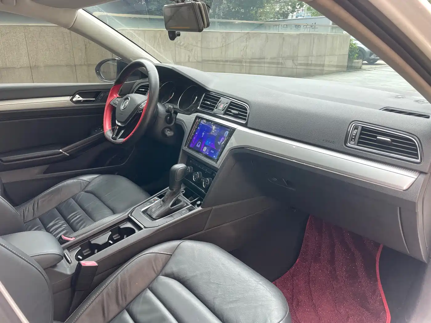 Volkswagen Lamando 2015 280TSI DSG Comfort фото 15