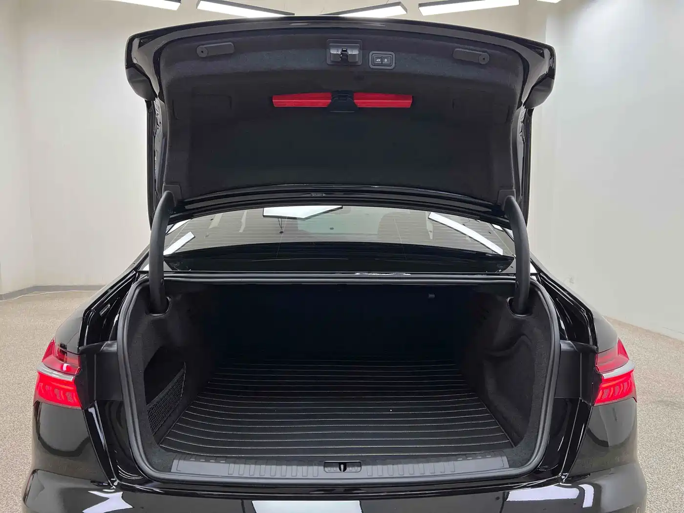 Audi A6L 2024 45 TFSI Premium Dynamic фото 34